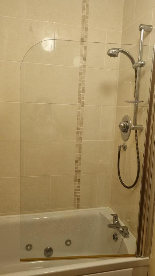 2 Bedroomed Ground Floor Apartment Кенмар Экстерьер фото