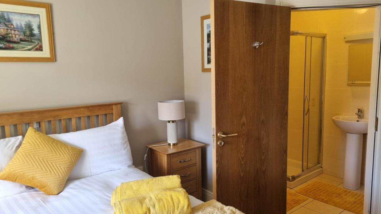 2 Bedroomed Ground Floor Apartment Кенмар Экстерьер фото